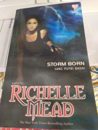 Image of Richelle mead